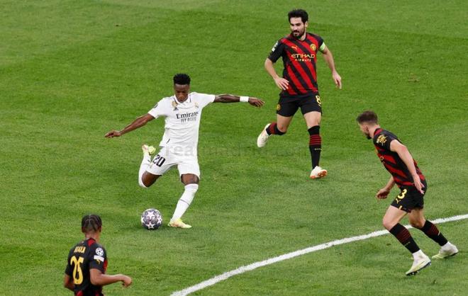 14个篮板 14个篮板