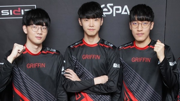 表现和与队 表现和与队