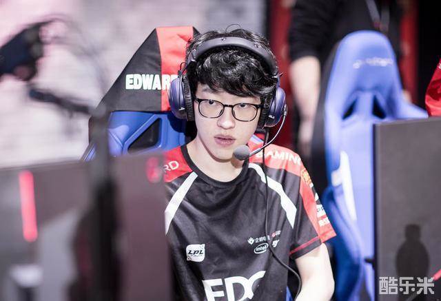 篮板保护 篮板保护