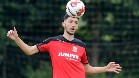 把伤病风险 把伤病风险